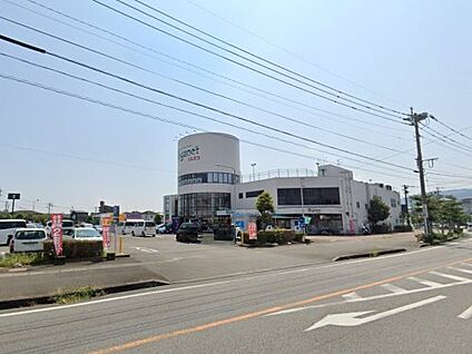 にしてつストア レガネット牛頸店 徒歩945m