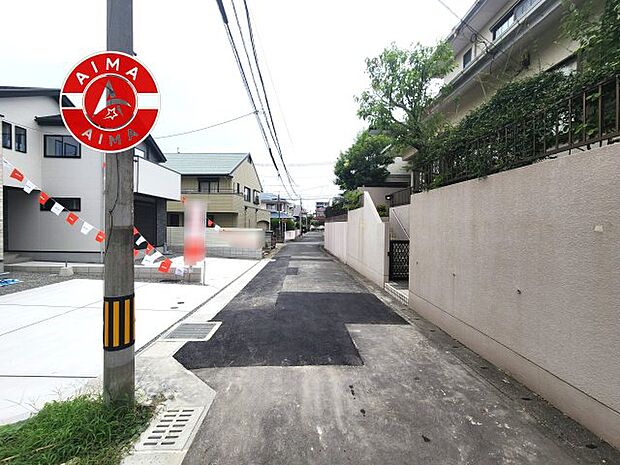 【外観】前面道路含む現地の写真です。