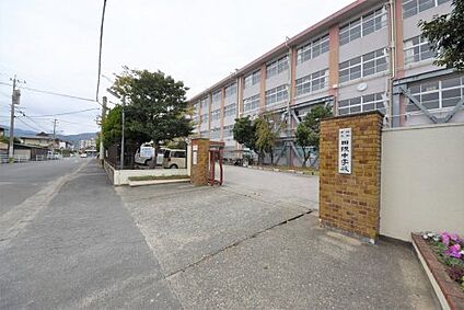 福岡市立田隈中学校 徒歩1885m