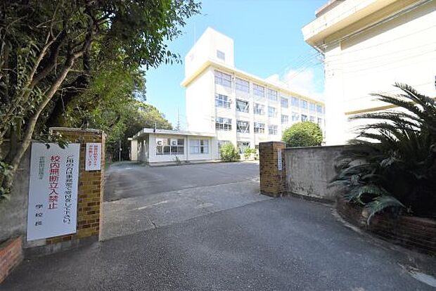 福岡市立席田中学校