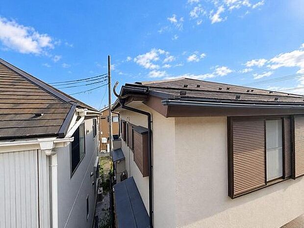 【住戸からの眺望写真】洗練された外観デザインが魅力です。日々の暮らしを快適にする機能性と、家族の笑顔を育む住まいです。
※CG加工により晴天にしています。