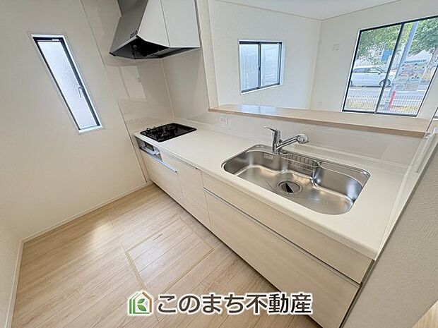 同社施工物件写真。※建具やフローリング、その他仕様が異なる場合がございます。