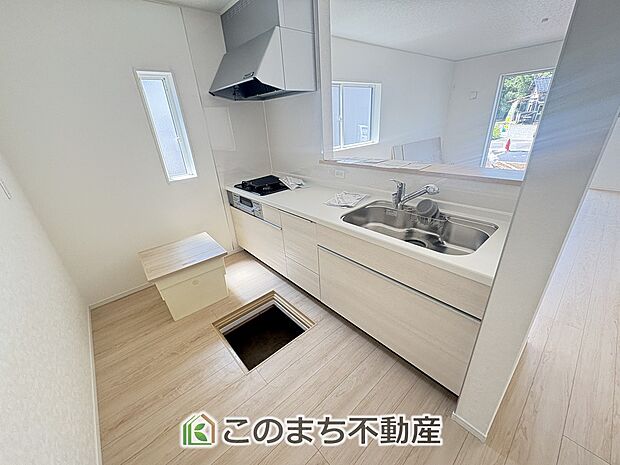 人気の対面式キッチン☆料理をしながらご家族とコミュニケーションが取れます♪