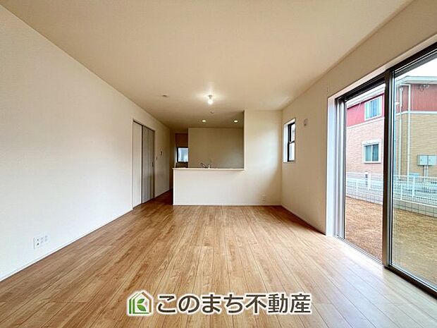 居心地のいいリビングは、時間を忘れてしまうくらいホッとする空間です☆ 