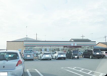 セブンイレブン 小山横倉新田店 徒歩944m