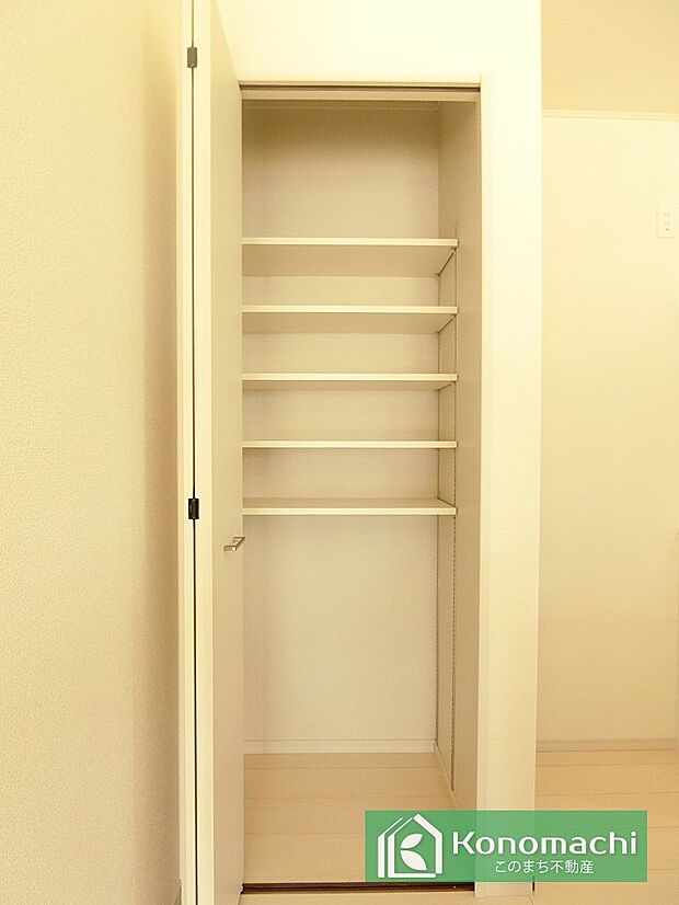 【収納】同社施工物件写真。※建具やフローリング、その他仕様が異なる場合がございます。