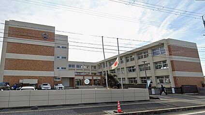 東近江市立能登川中学校 徒歩2420m