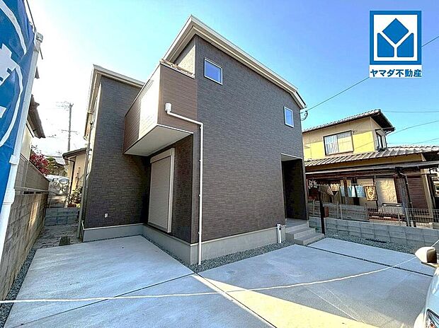 西区野方に限定1棟☆
品質が高く外観としても魅力的なデザイン^^
完成しました^^内覧受付中です。お気軽にお問い合わせください^^