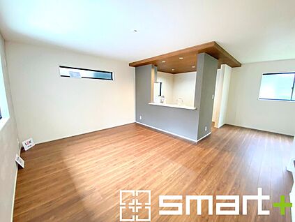 ～折下げ天井でオシャレな空間～