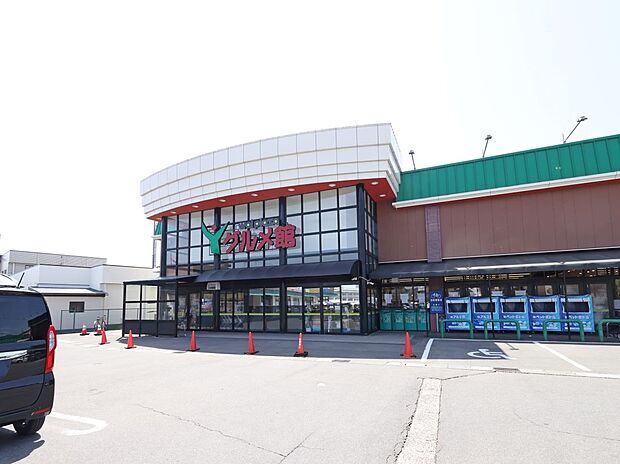ヤスサキワイプラザ グルメ館 敦賀店(約587m)