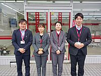 スタッフ