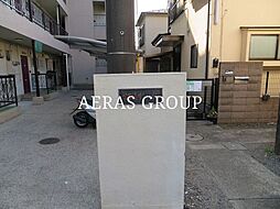 4 / 4