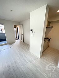 JR関西本線 東部市場前駅 徒歩6分の賃貸アパート 1階1LDKのリビング/ダイニング