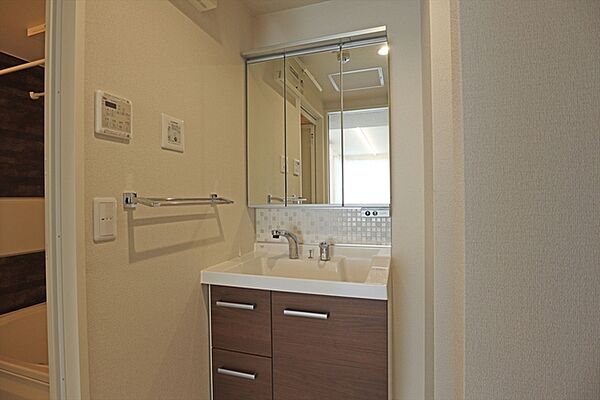 apartment 福島県郡山市本町２丁目23-14
晴門田の賃貸情報を見る
物件地図
