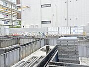 建設中