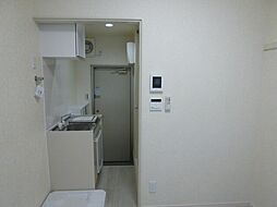 グレースハイム三軒茶屋 1階ワンルームのリビング/ダイニング