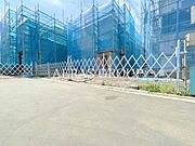 建設中