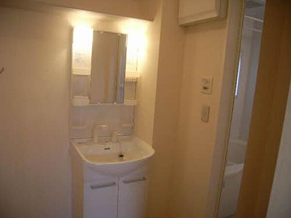apartment 岩手県紫波郡矢巾町大字西徳田第６地割173-1
西徳田の賃貸情報を見る
物件地図