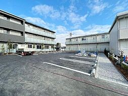 【駐車場】建物南側は敷地内駐車場になります。