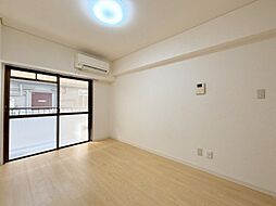 ホワイトヒルズ 2階1Kのリビング/ダイニング