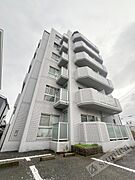 スタイリッシュな建物です^^