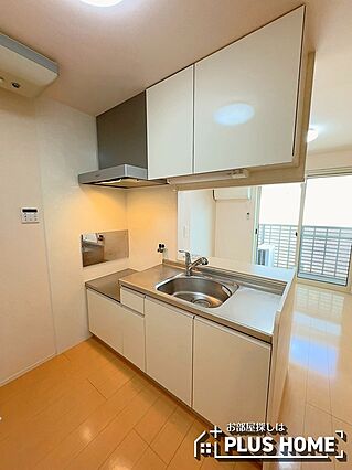 イソラフェリジェ2_内装_8