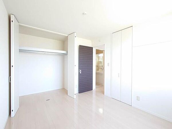 apartment 宮城県栗原市築館字留場桜70
築館留場の賃貸情報を見る
物件地図