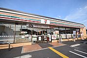 セブンイレブン羽曳野伊賀4丁目店 874m