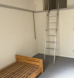 レオパレスCasaAvenueIII 3階1Kのリビング/ダイニング