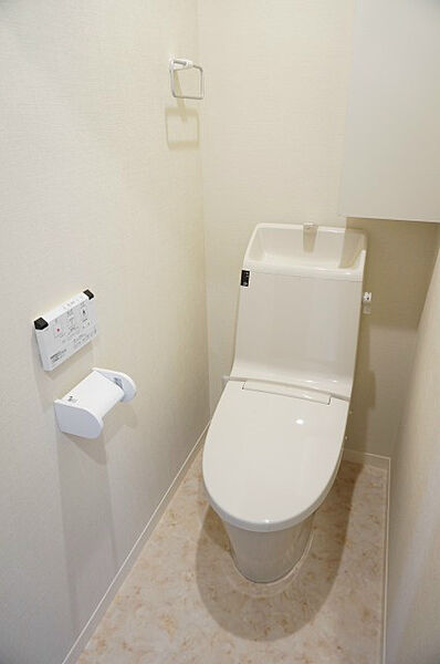 ＶｉｌｌａＧｌａｎｚ（ヴィラグランツ） 2階 | 神奈川県川崎市麻生区東百合丘 賃貸マンション トイレ