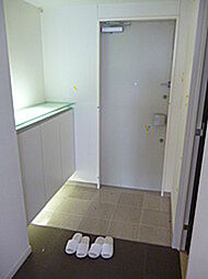 同建物内の写真を掲載しており、実際の部屋とは異なる場合がございます。
