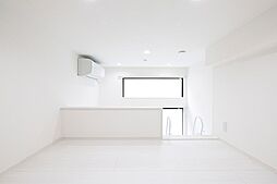 LUXST 2階ワンルームのリビング/ダイニング