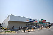 サンディ枚方養父店 946m