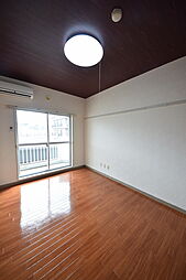 アヴァンセ南大沢 400 4階1Kのリビング/ダイニング