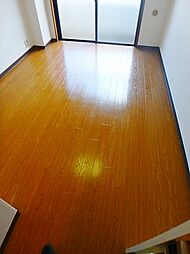 SKKビル 2階ワンルームのリビング/ダイニング