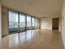 ザ・東京タワーズミッドタワー 523 5階3LDKのリビング/ダイニング