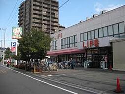ライフ歌島店 364m