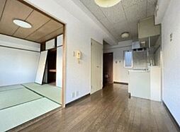 山本アビタシオン北館 4階1DKのリビング/ダイニング