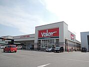 バロー　八日市店 1157m