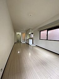 ウスダムコーヅ池之端ハイツ 6階ワンルームのリビング/ダイニング