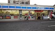 ローソン豊中蛍池中町3丁目店 364m