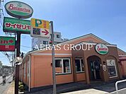 サイゼリヤ 下総中山店 692m