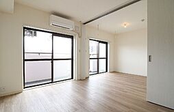 メゾンロアール 3階2LDKのリビング/ダイニング