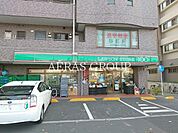 ローソンストア100東新小岩二丁目店 339m