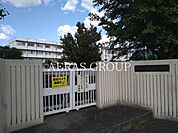 府中市立矢崎小学校 318m