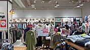 ハニーズダイエー西宮店 1010m