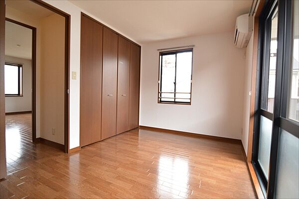 detached 東京都国立市中２丁目19-34

地図を見る