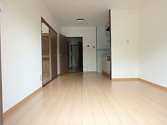 グリーンクレスト_内装_0