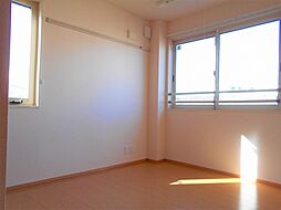 レユシール 3階1LDKのリビング/ダイニング