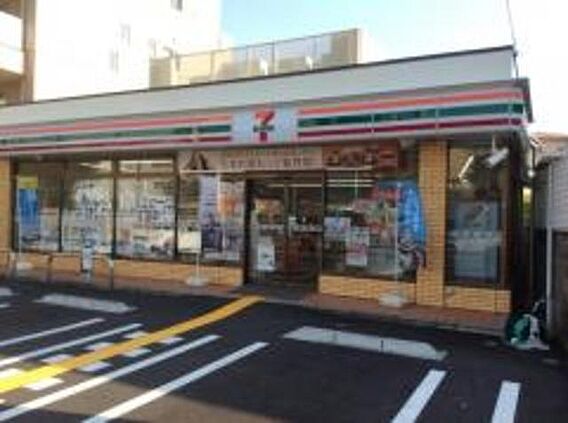 カーササンシビリテドゥーエ_周辺_2
